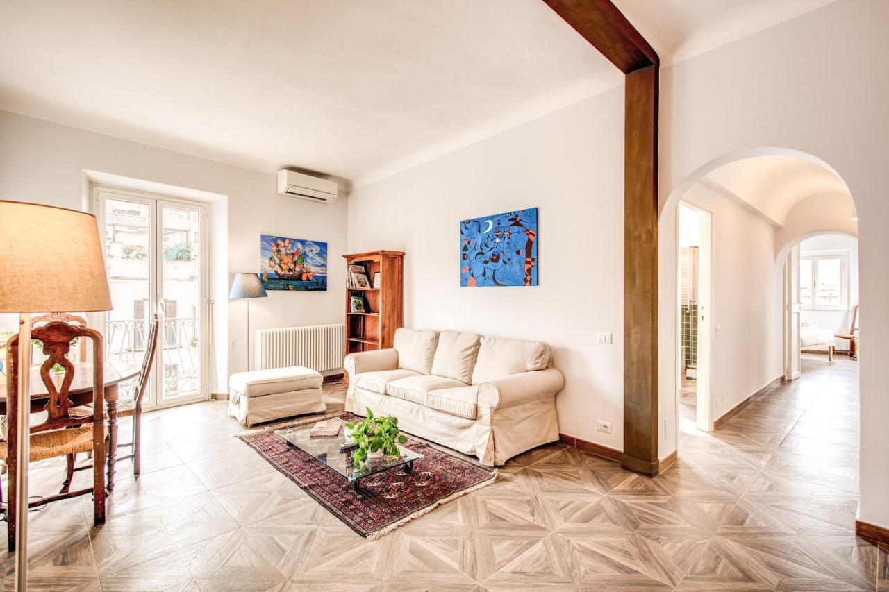 Apartamento Cavour Attic With Terrace Roma Exterior foto