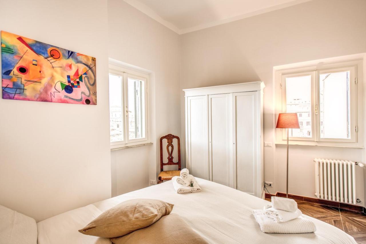 Apartamento Cavour Attic With Terrace Roma Exterior foto