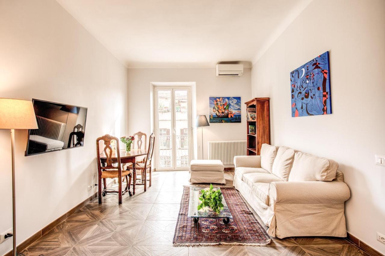 Apartamento Cavour Attic With Terrace Roma Exterior foto