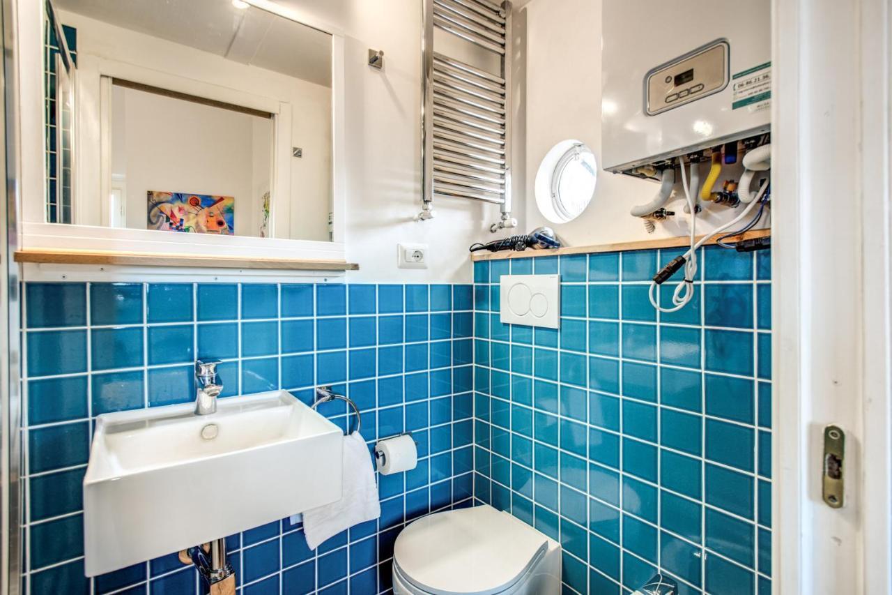 Apartamento Cavour Attic With Terrace Roma Exterior foto