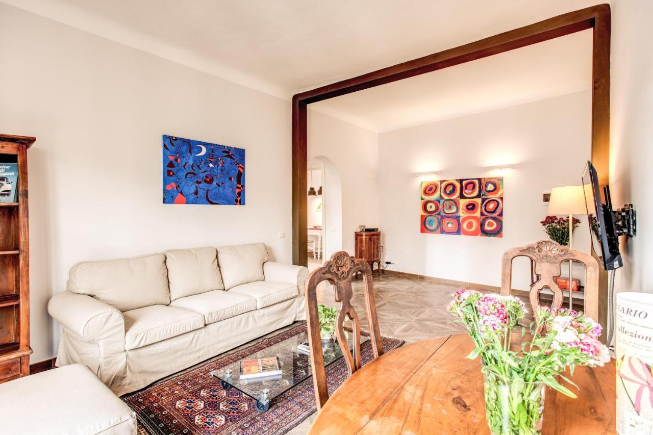 Apartamento Cavour Attic With Terrace Roma Exterior foto