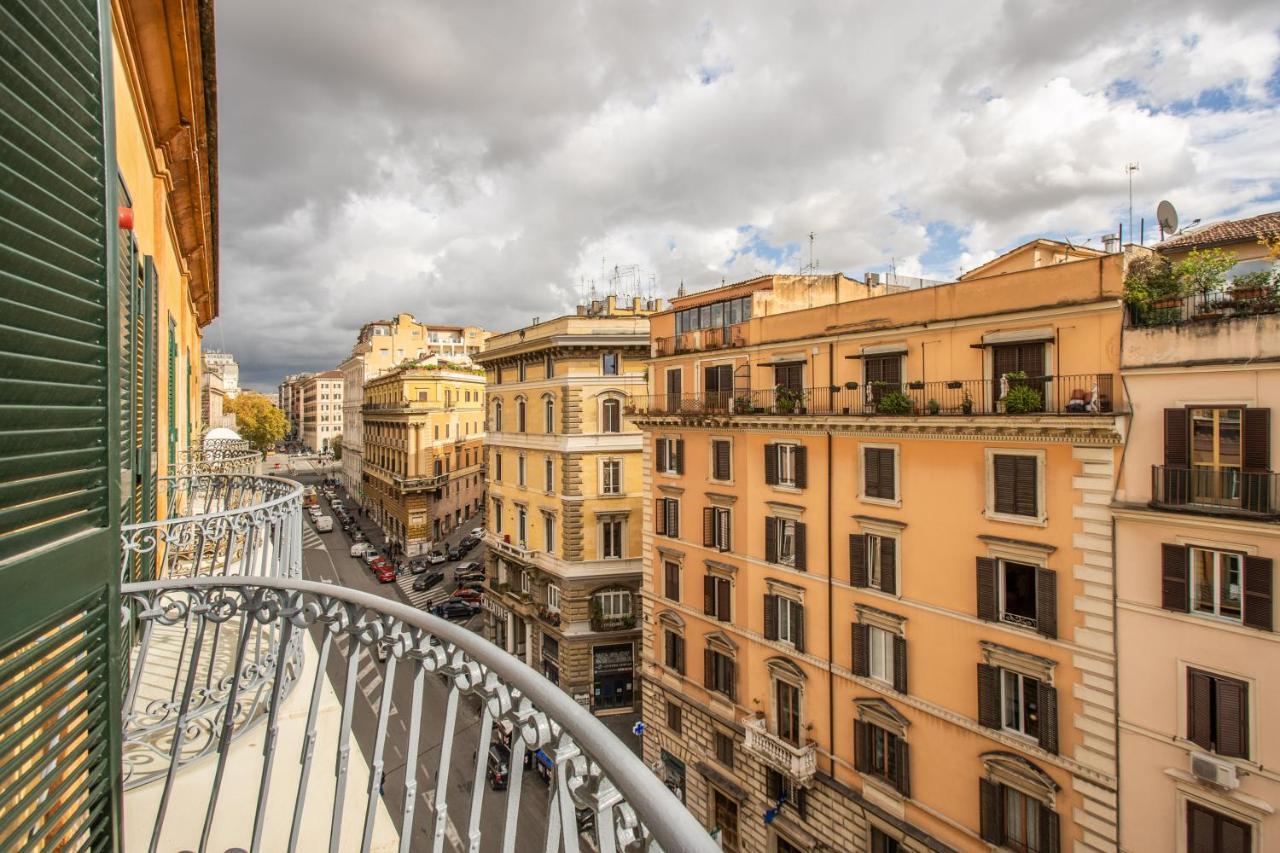 Apartamento Cavour Attic With Terrace Roma Exterior foto